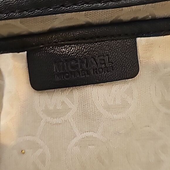 Authentic Michael Kors Hamilton Bag - Picture 6 of 12